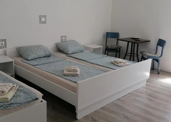 Aleksandar * Mladenovac (Belgrade)